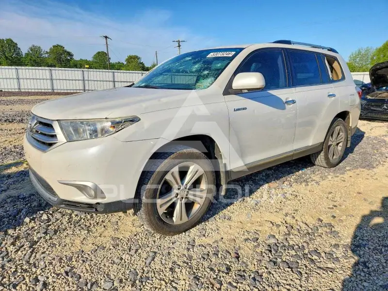 2013 Toyota Highlander фото