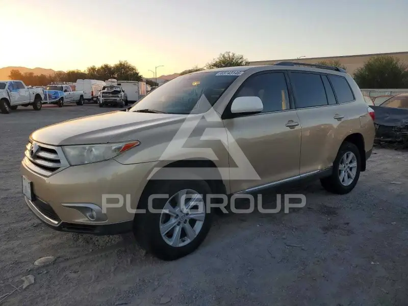 2013 Toyota Highlander фото
