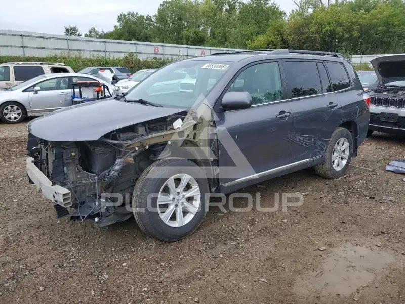 2013 Toyota Highlander фото