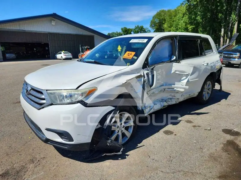 2013 Toyota Highlander фото