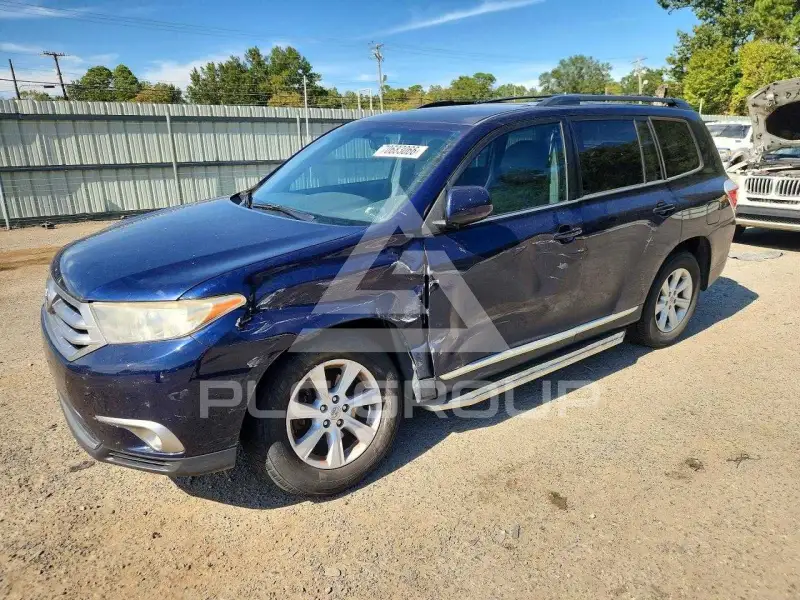 2013 Toyota Highlander фото