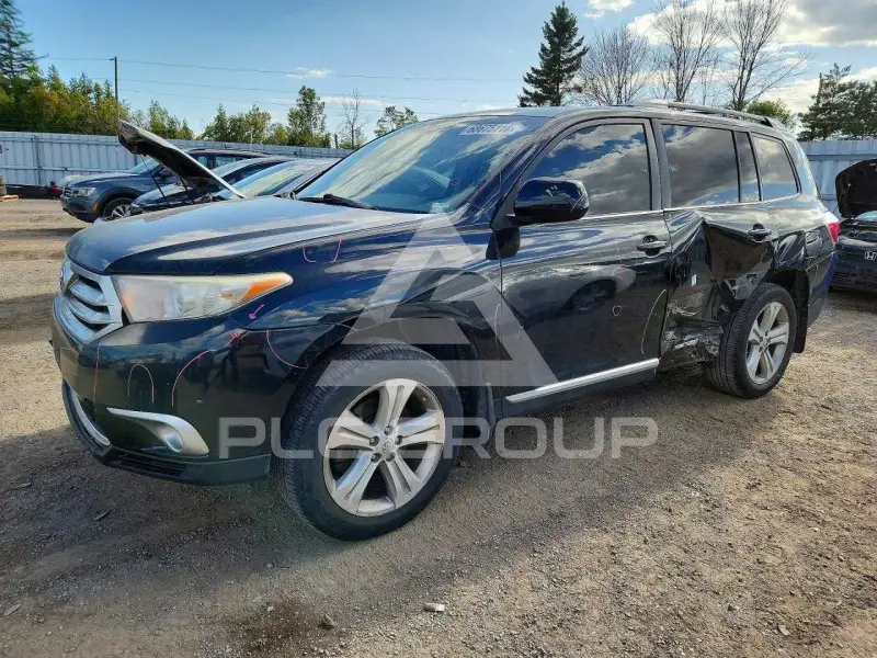 2013 Toyota Highlander photo