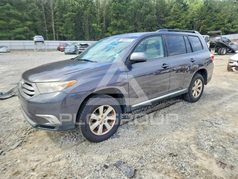 2013 Toyota Highlander фото