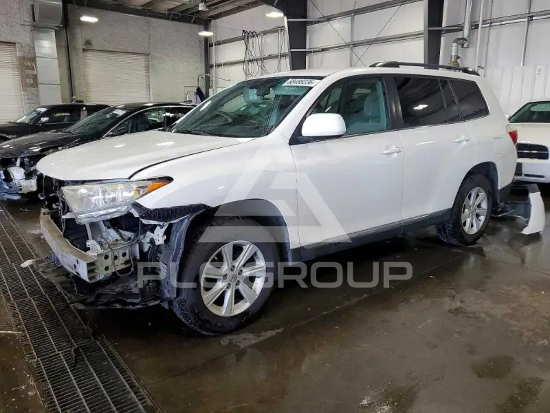 2013 Toyota Highlander photo