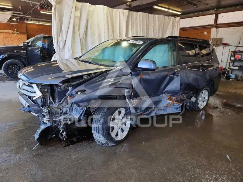 2013 Toyota Highlander фото