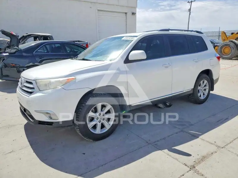 2013 Toyota Highlander фото