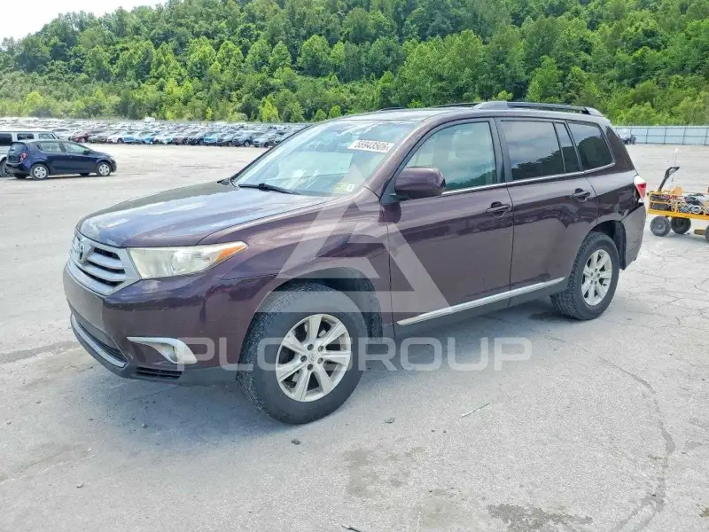 2013 Toyota Highlander фото