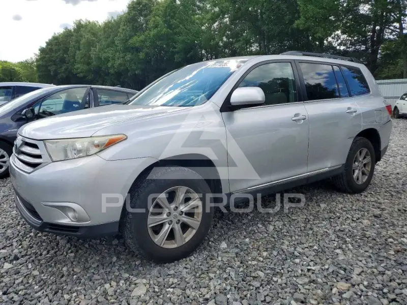 2013 Toyota Highlander фото