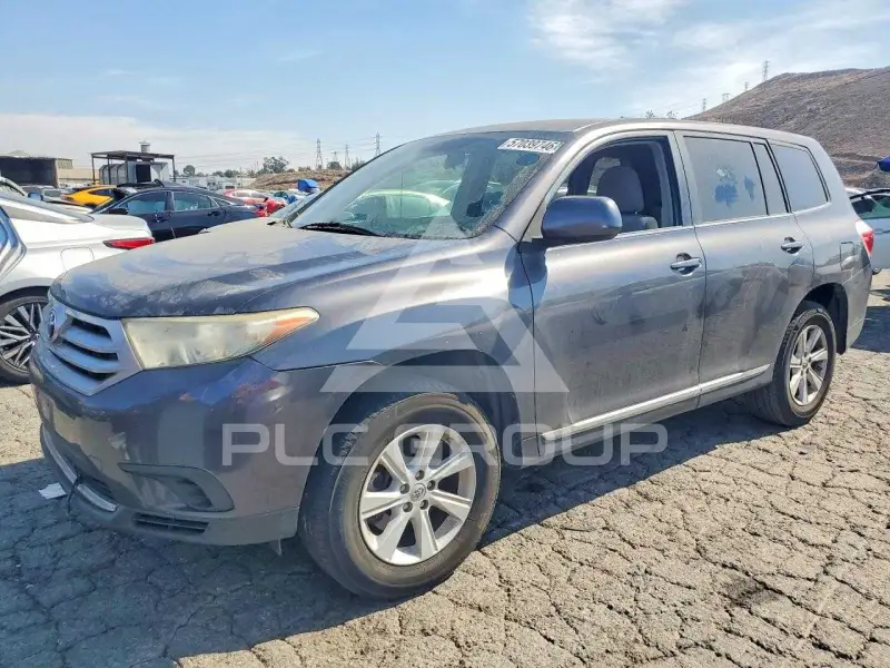 2013 Toyota Highlander фото