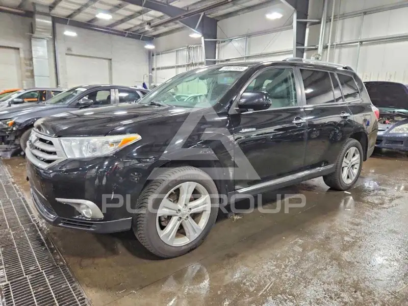 2013 Toyota Highlander photo