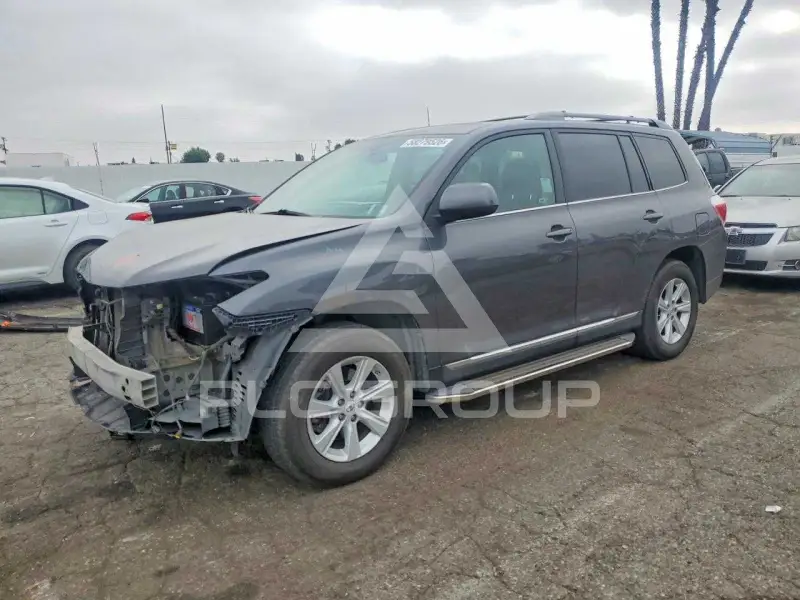 2013 Toyota Highlander фото