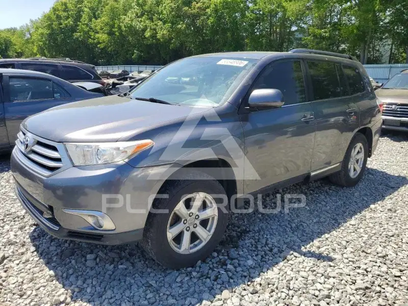 2013 Toyota Highlander photo