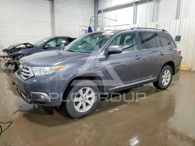 2013 Toyota Highlander фото