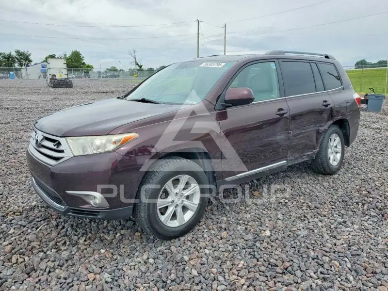 2013 Toyota Highlander photo
