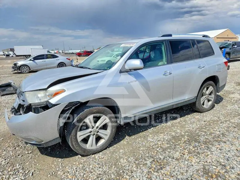 2013 Toyota Highlander photo