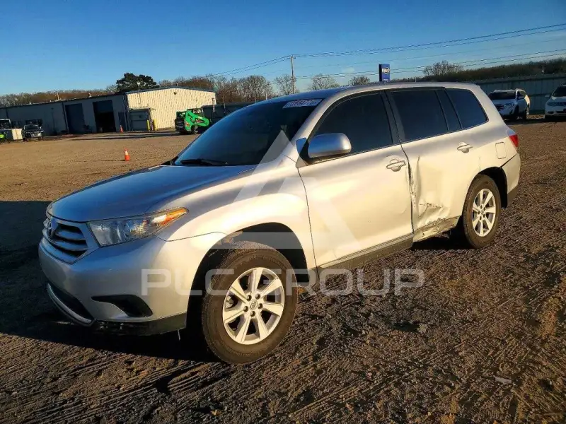 2013 Toyota Highlander фото