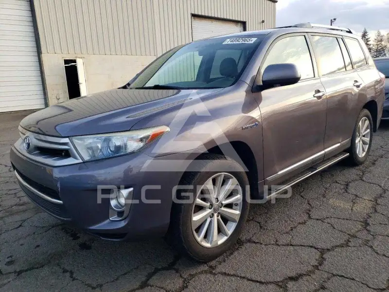 2013 Toyota Highlander фото
