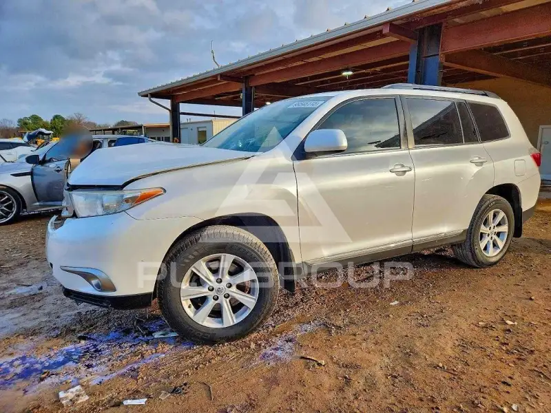 2013 Toyota Highlander photo