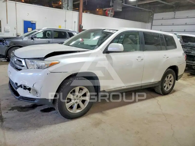 2013 Toyota Highlander photo