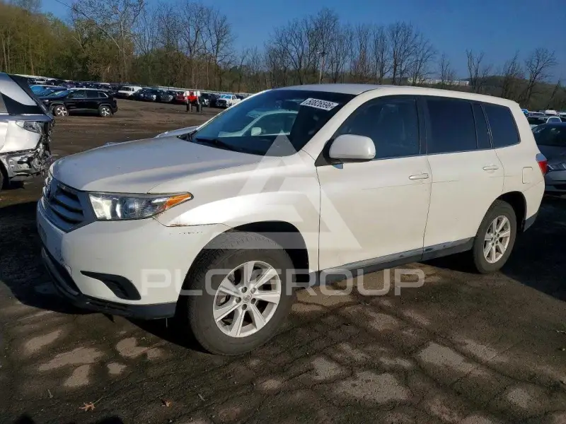2013 Toyota Highlander фото