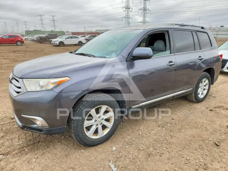 2013 Toyota Highlander фото