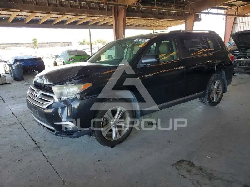 2013 Toyota Highlander фото