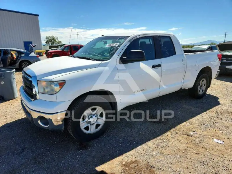2013 Toyota TUNDRA фото