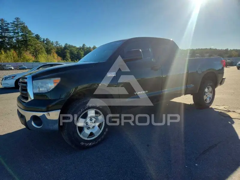 2013 Toyota TUNDRA фото