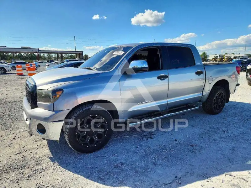 2013 Toyota TUNDRA фото