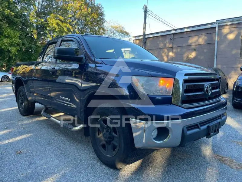 2013 Toyota TUNDRA photo