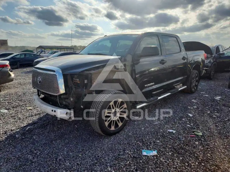 2013 Toyota TUNDRA photo