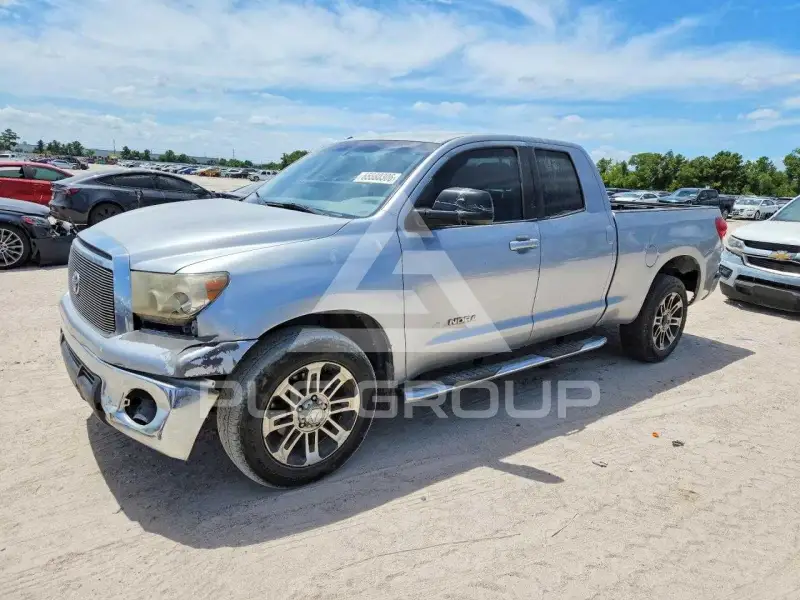 2013 Toyota TUNDRA фото