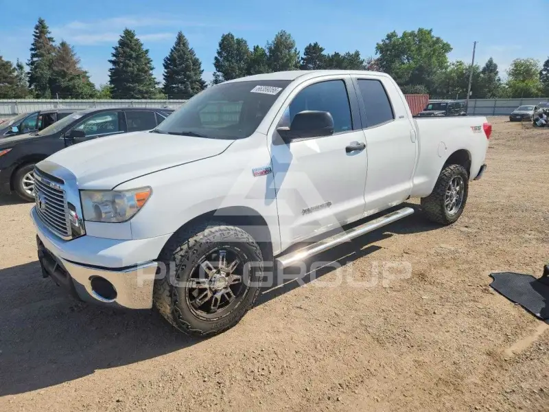 2013 Toyota TUNDRA фото