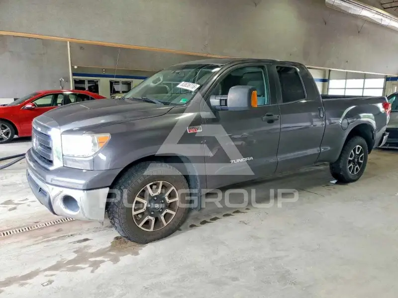 2013 Toyota TUNDRA фото