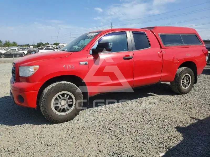 2013 Toyota TUNDRA фото