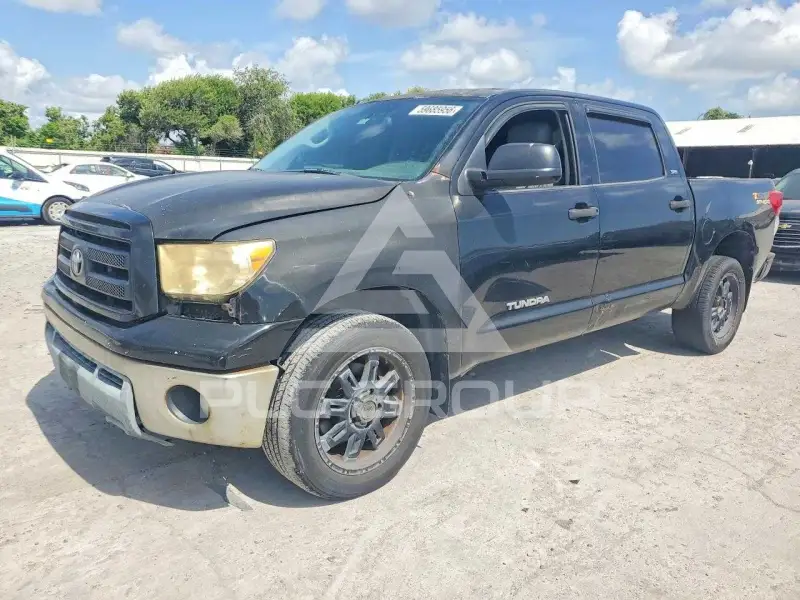2013 Toyota TUNDRA photo