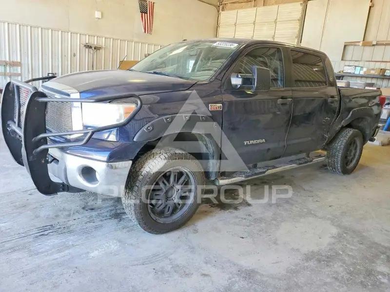 2013 Toyota TUNDRA photo