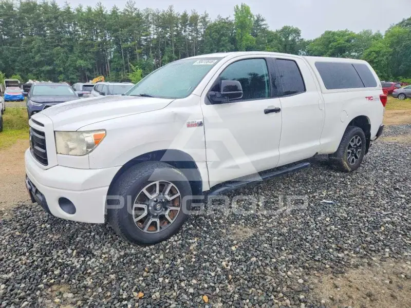 2013 Toyota TUNDRA фото