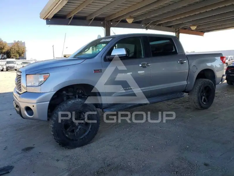 2013 Toyota TUNDRA фото