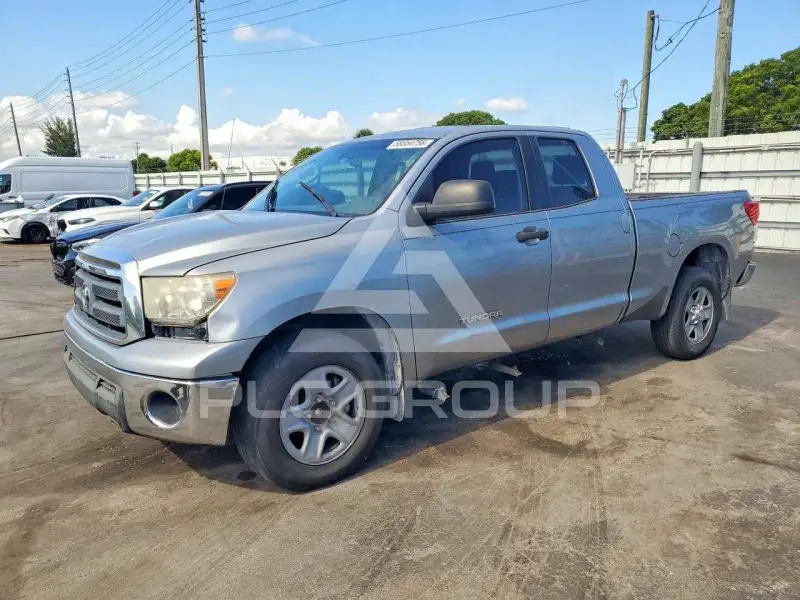 2013 Toyota TUNDRA фото