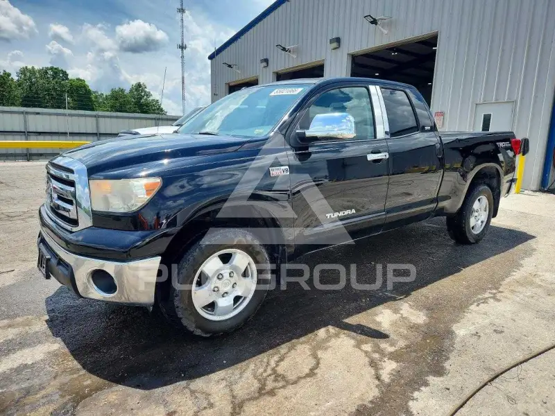 2013 Toyota TUNDRA фото