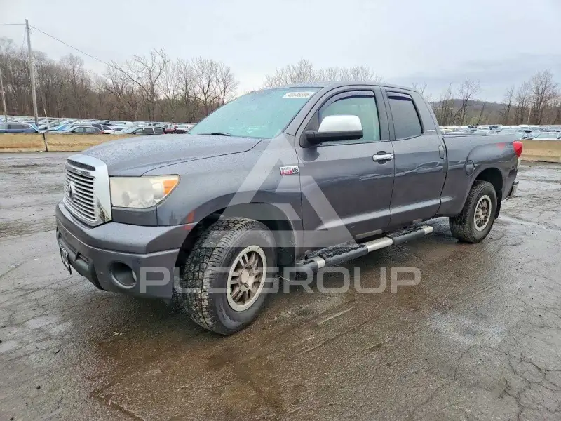 2013 Toyota TUNDRA фото