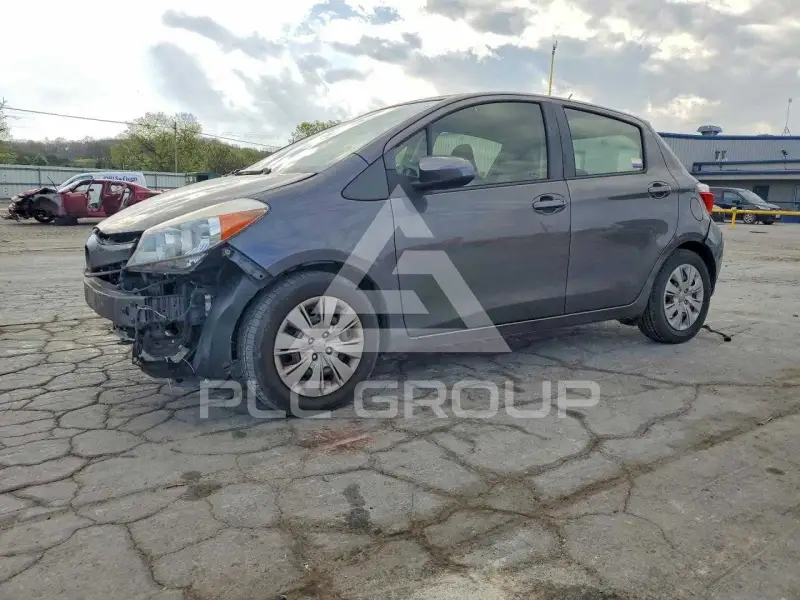 2013 Toyota YARIS photo