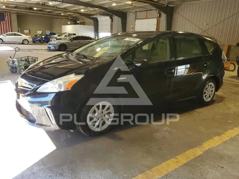 2013 Toyota PRIUS фото