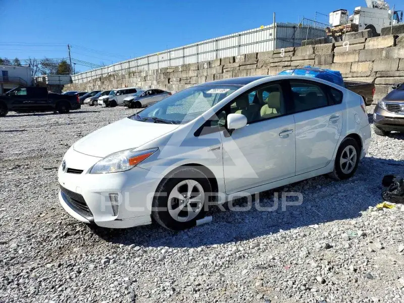 2013 Toyota PRIUS фото