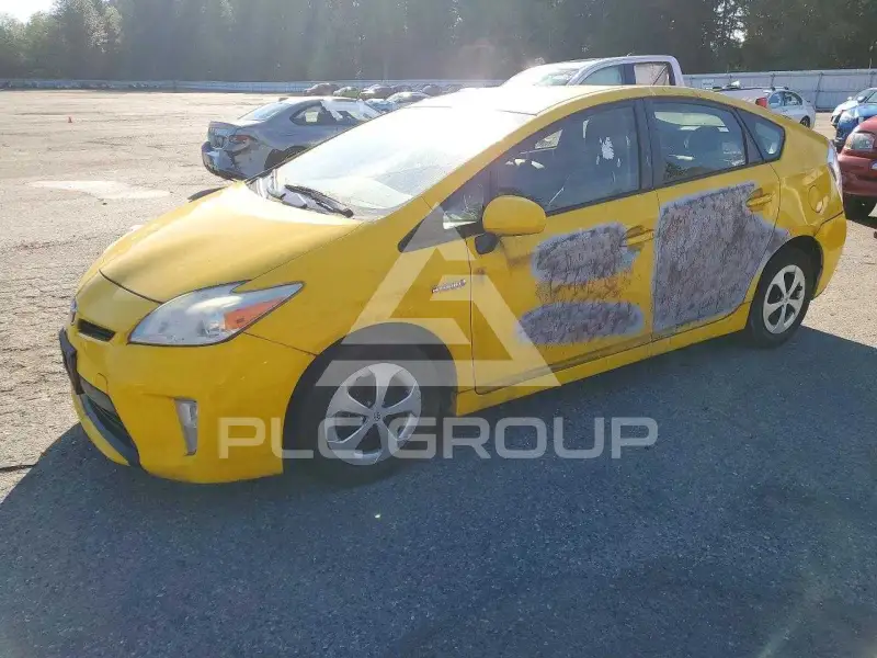 2013 Toyota PRIUS фото