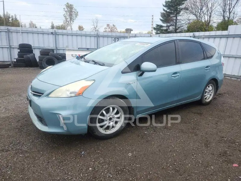 2013 Toyota PRIUS photo