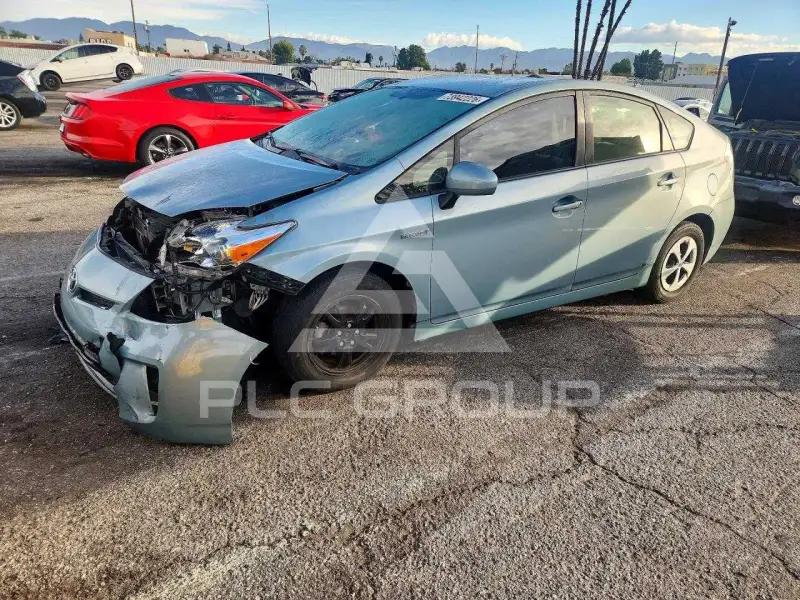 2013 Toyota PRIUS photo