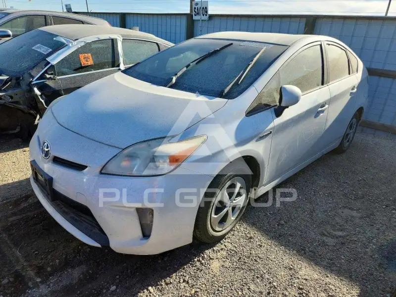 2013 Toyota PRIUS фото