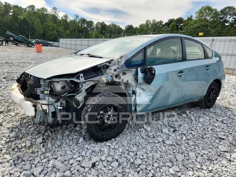 2013 Toyota PRIUS photo